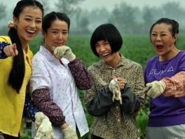 打工不用东奔西走，就业就在家门口——邯郸市平固店镇农家妇女家在家口端上“金饭碗”
